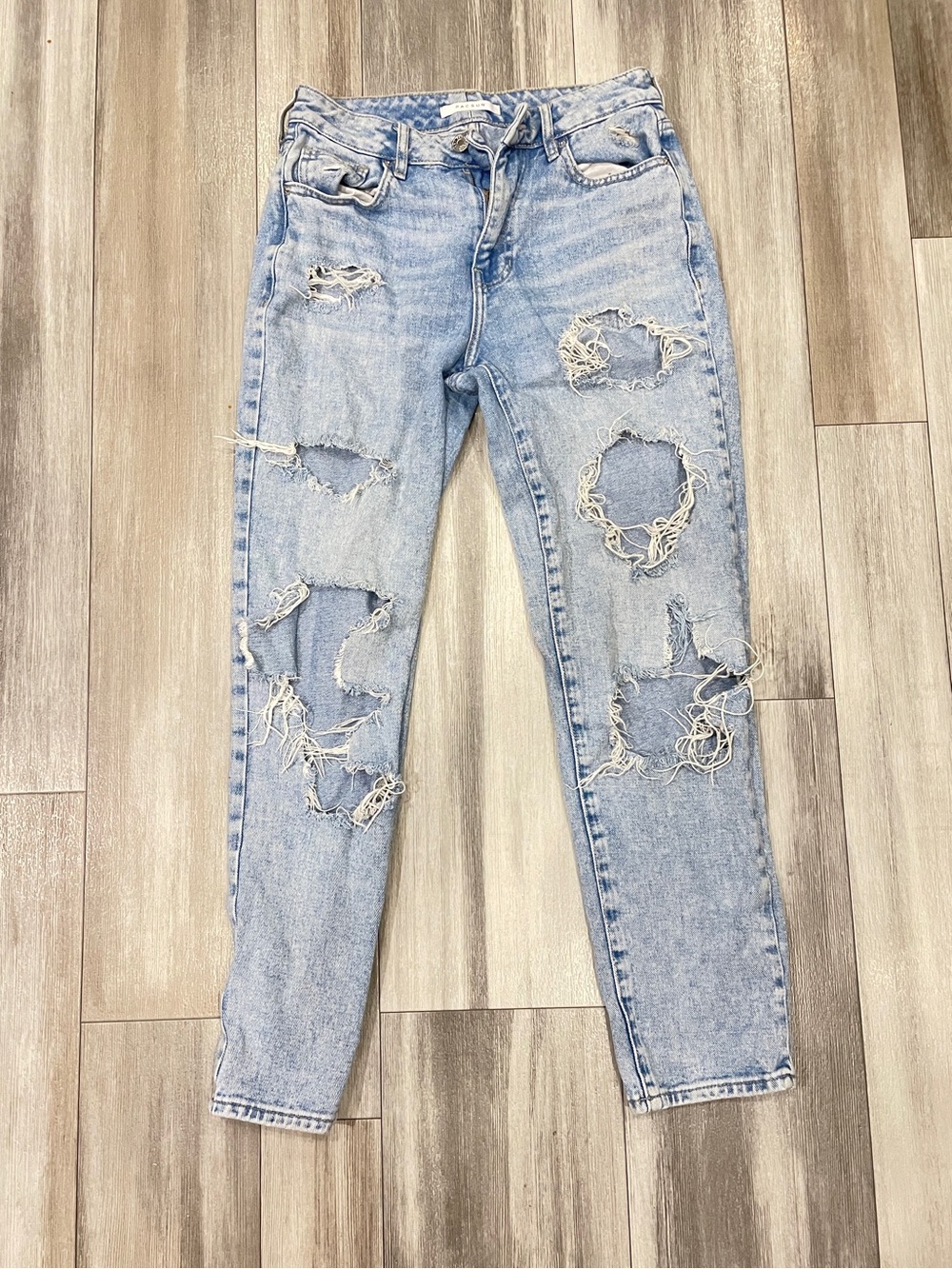 PacSun High Waisted Ripped Mom Jeans Light Wash Distressed Straight Leg